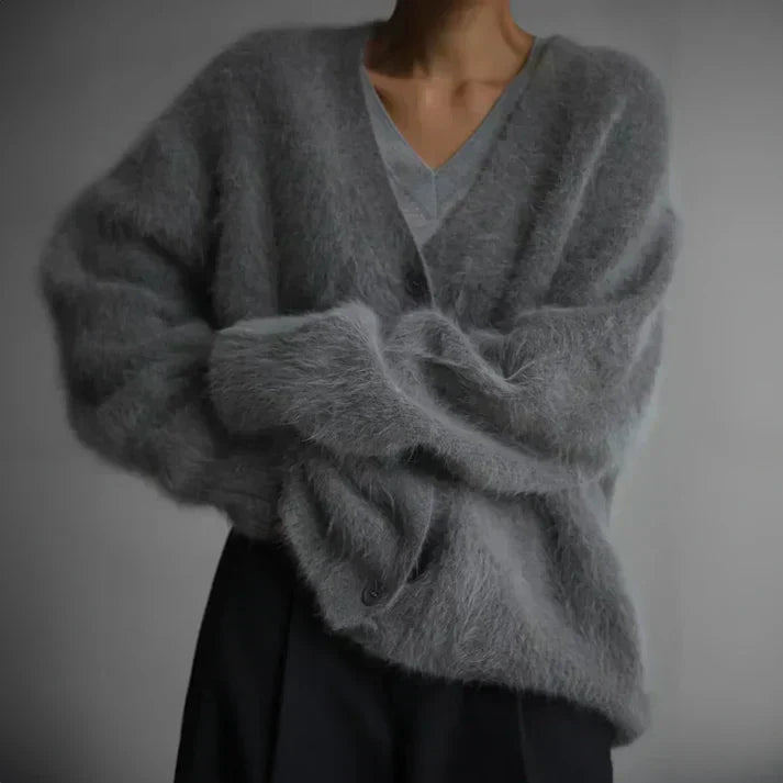 LUXE WOLLEN CARDIGAN